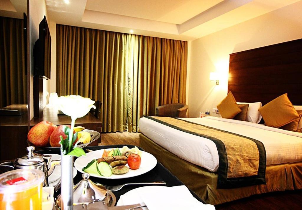 Hotel Aravali Heights Alwar Exterior photo
